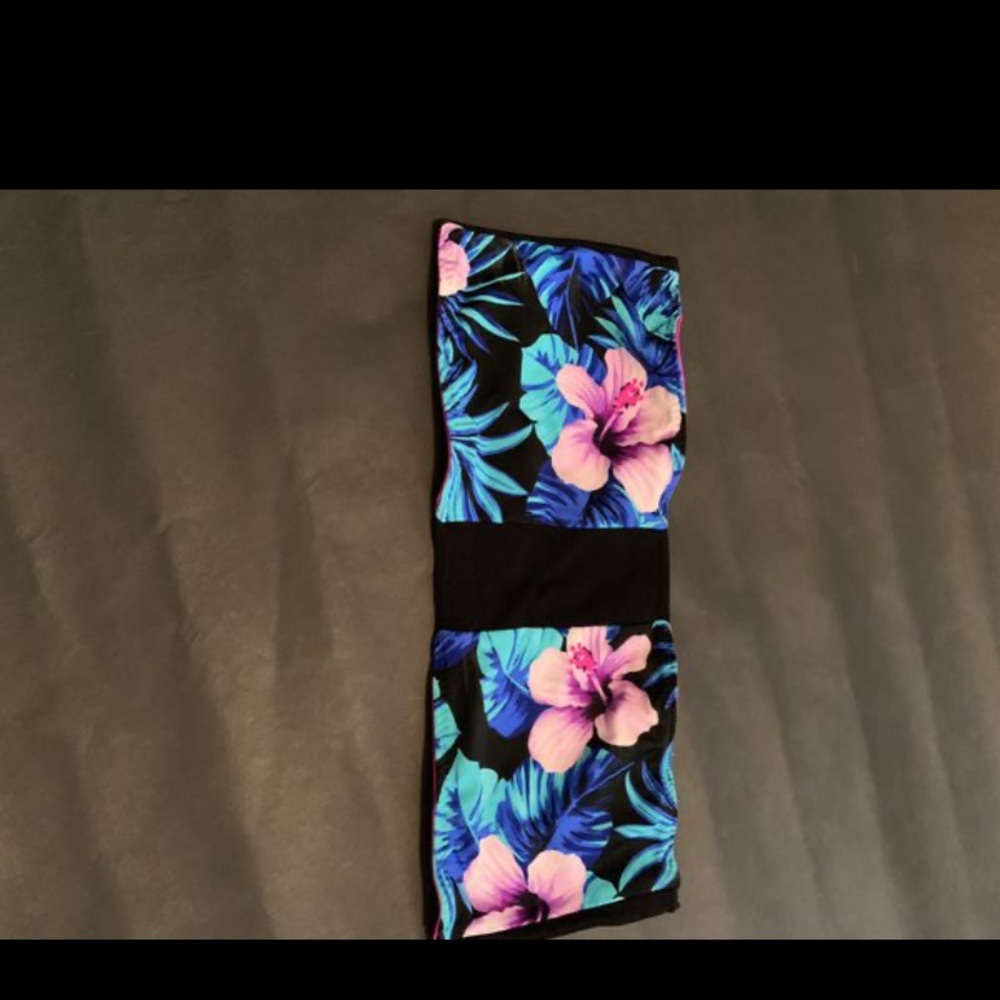 Custom and reversible savage swim top